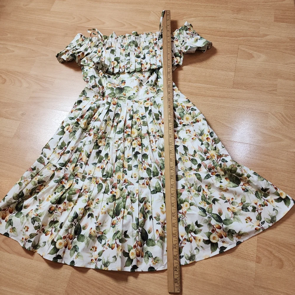 Floral Off-Shoulder Summer Dress in White and Green